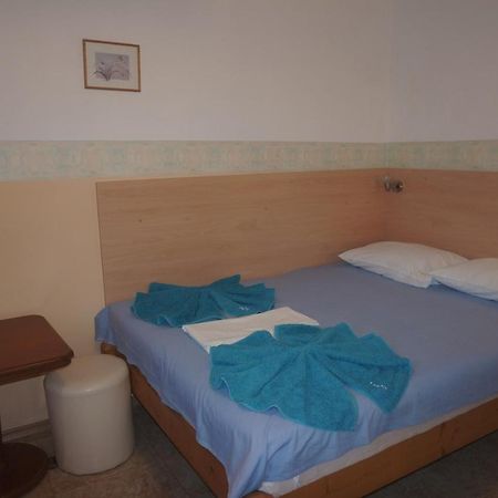 Hotel Lenny Kranevo Esterno foto