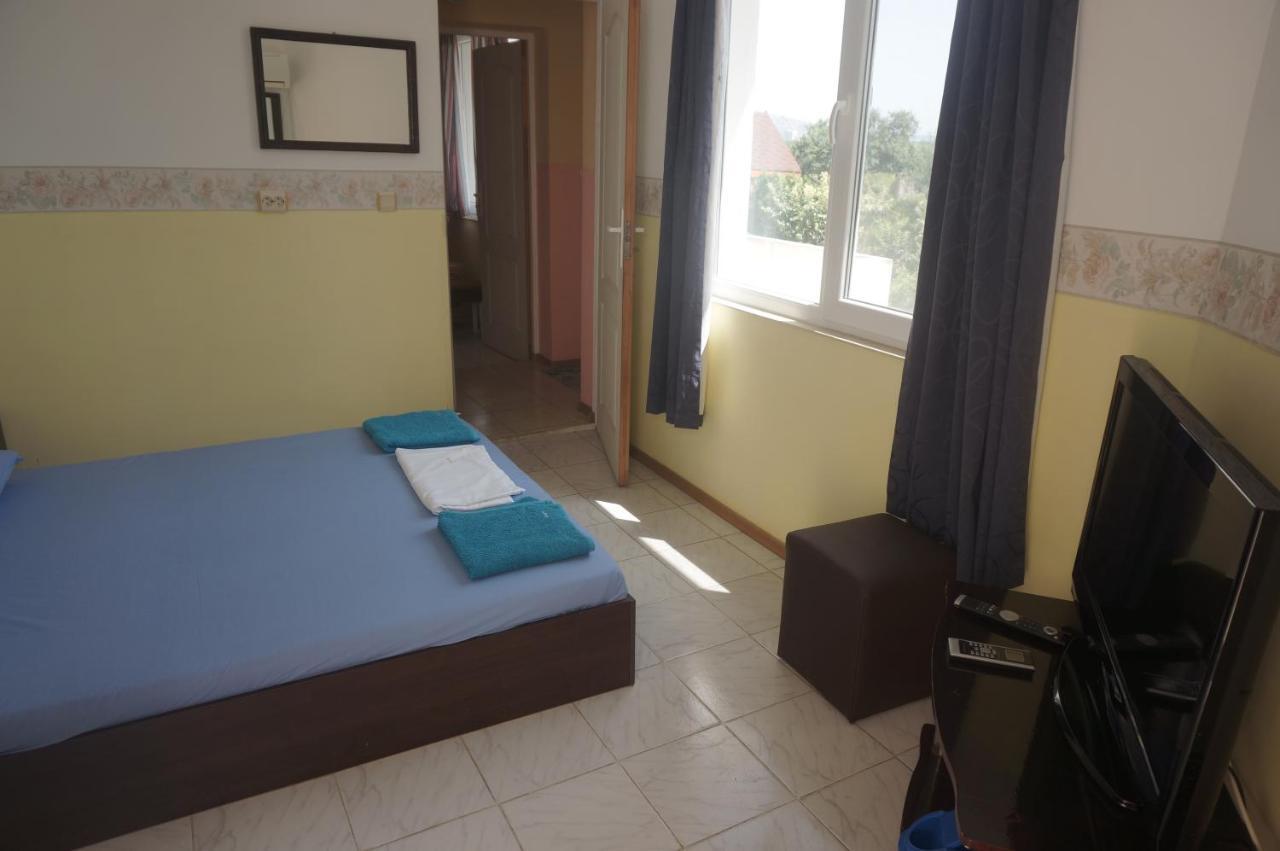 Hotel Lenny Kranevo Esterno foto