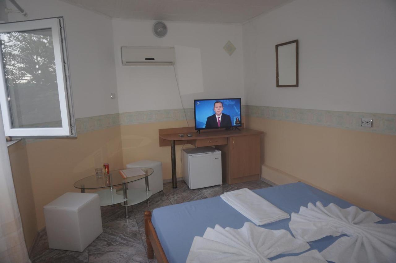 Hotel Lenny Kranevo Esterno foto